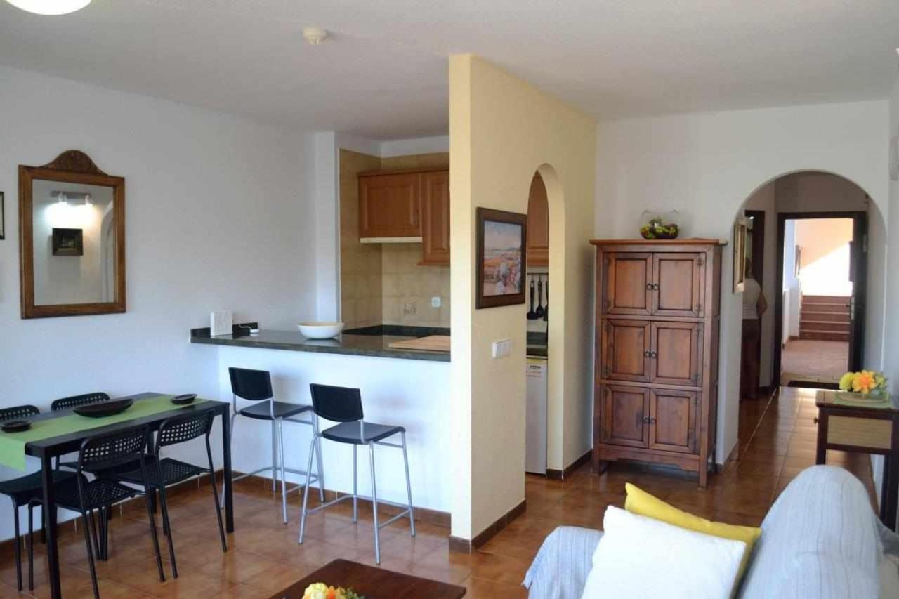Apartamento 251 Con Vistas Al Mar Y A La Piscina San Miguel de Abona Dış mekan fotoğraf